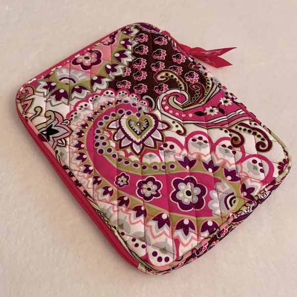 {VB} Vera Bradley | Very Berry Paisley Quilted E-Reader Sleeve Case (11485-063) - Picture 10 of 16